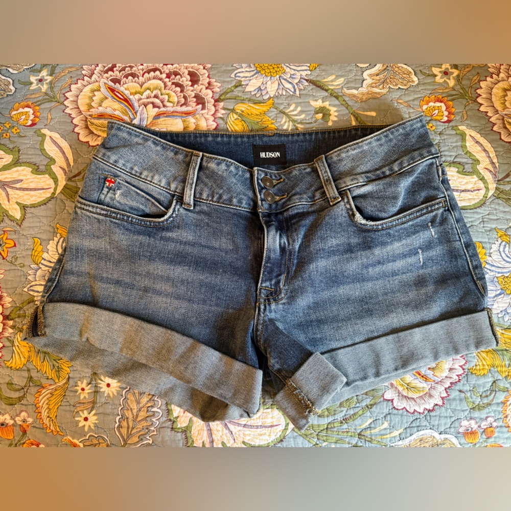 Hudson Jeans Ruby Short Sz 31
